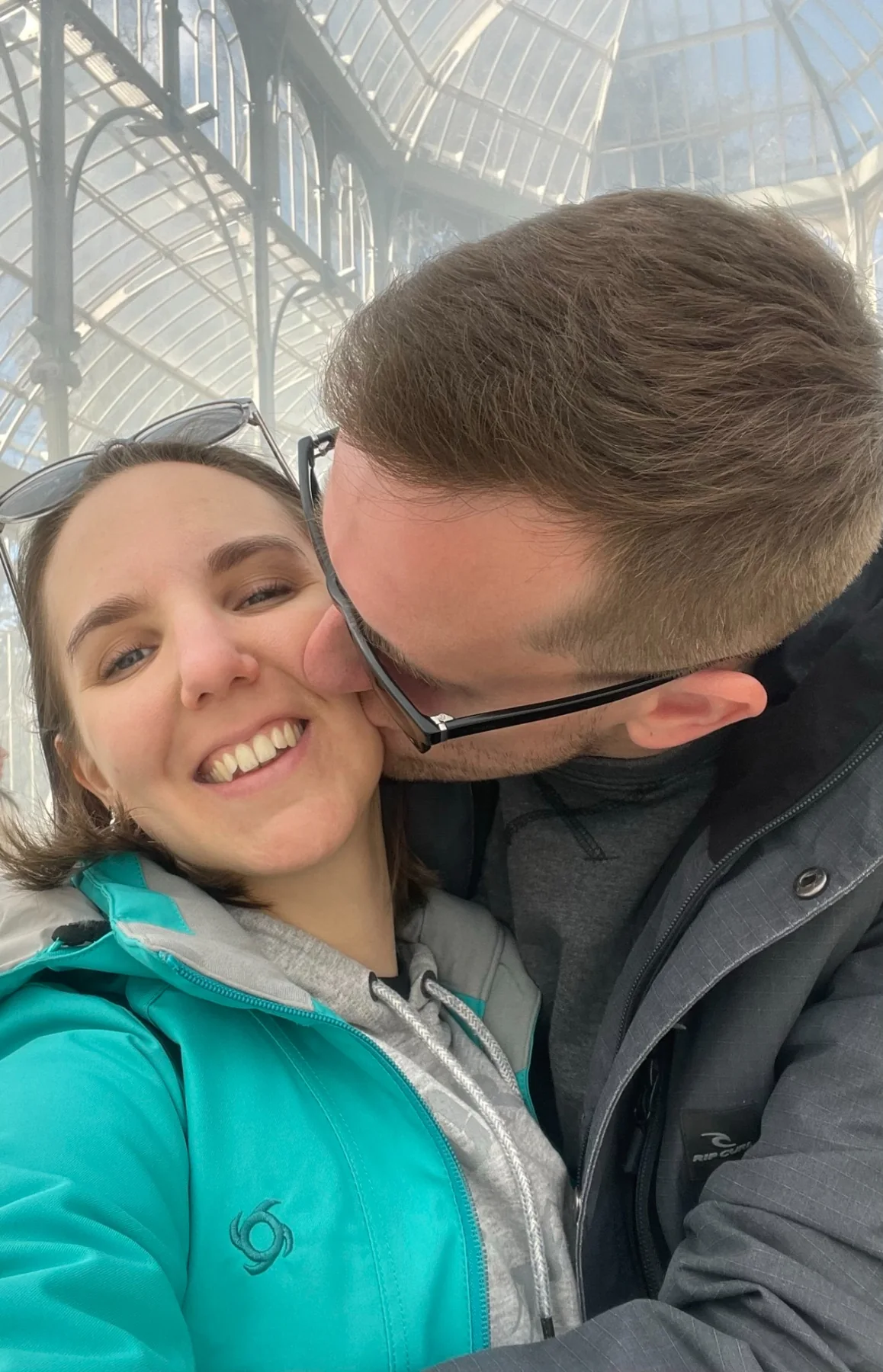 Manu y Fran en una selfie durante un viaje